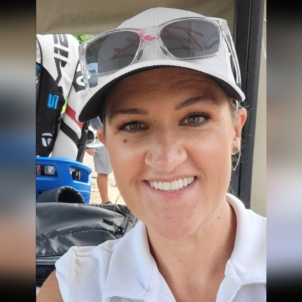 Meet your Posher, HappyGoLindsey